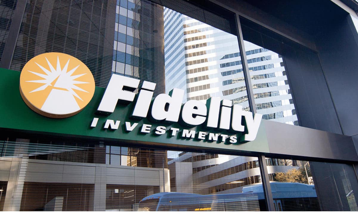 Fidelity Remains Devoted to Crypto but Will 'Tread With Caution'